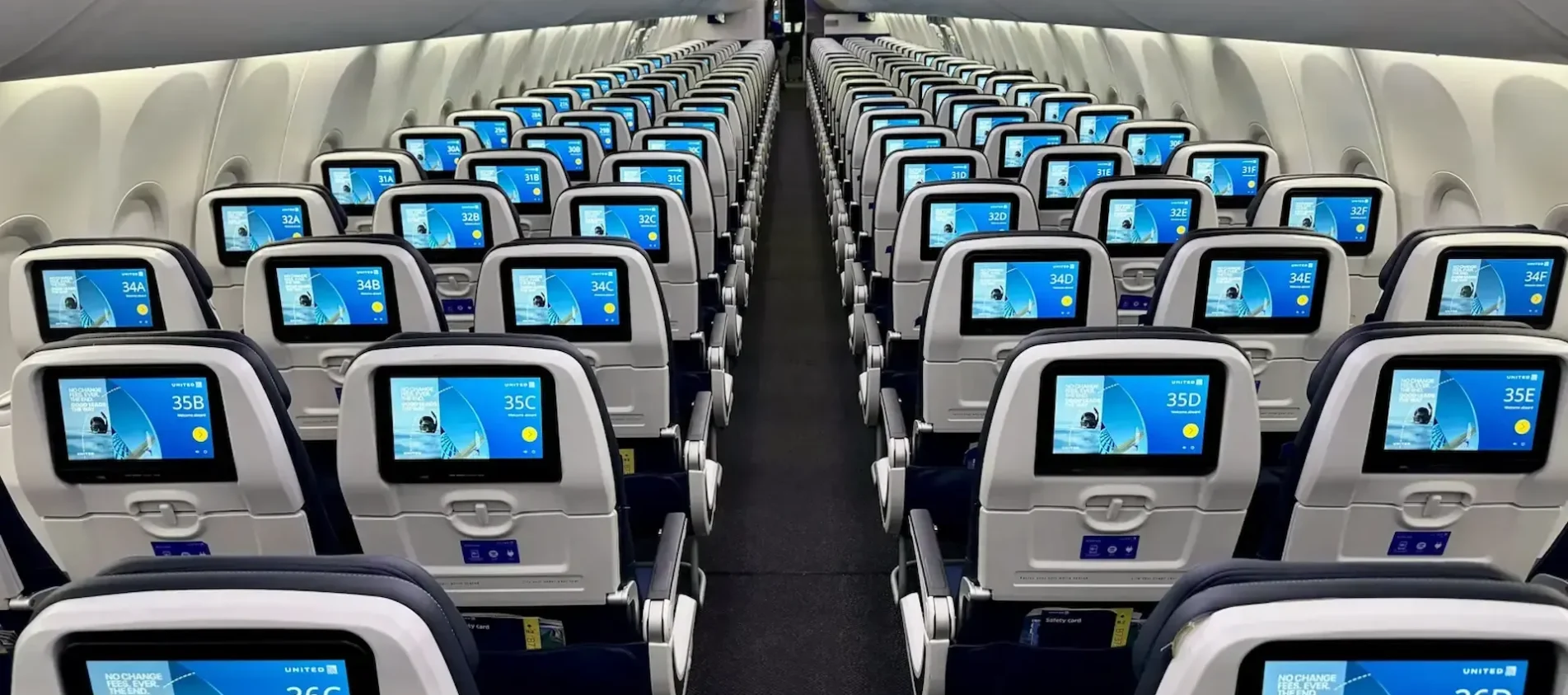 Fly with United Airlines economy