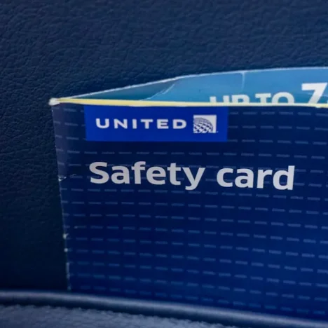 Building a Startup While Traveling the World: Why Solo Nomad Life Works