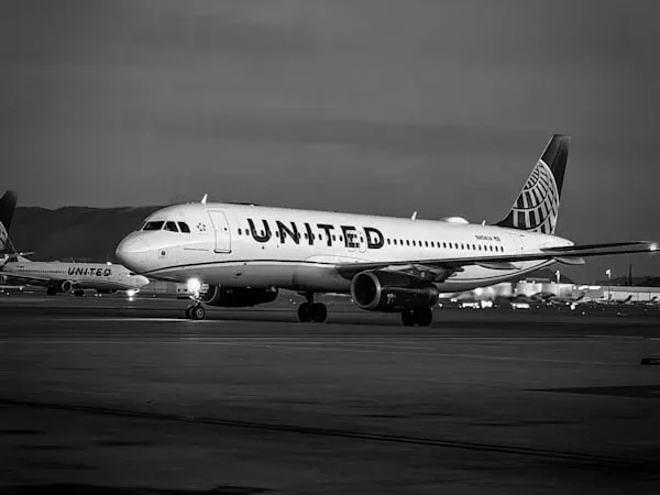 United Airlines Military, Student & Young Adult Discounts