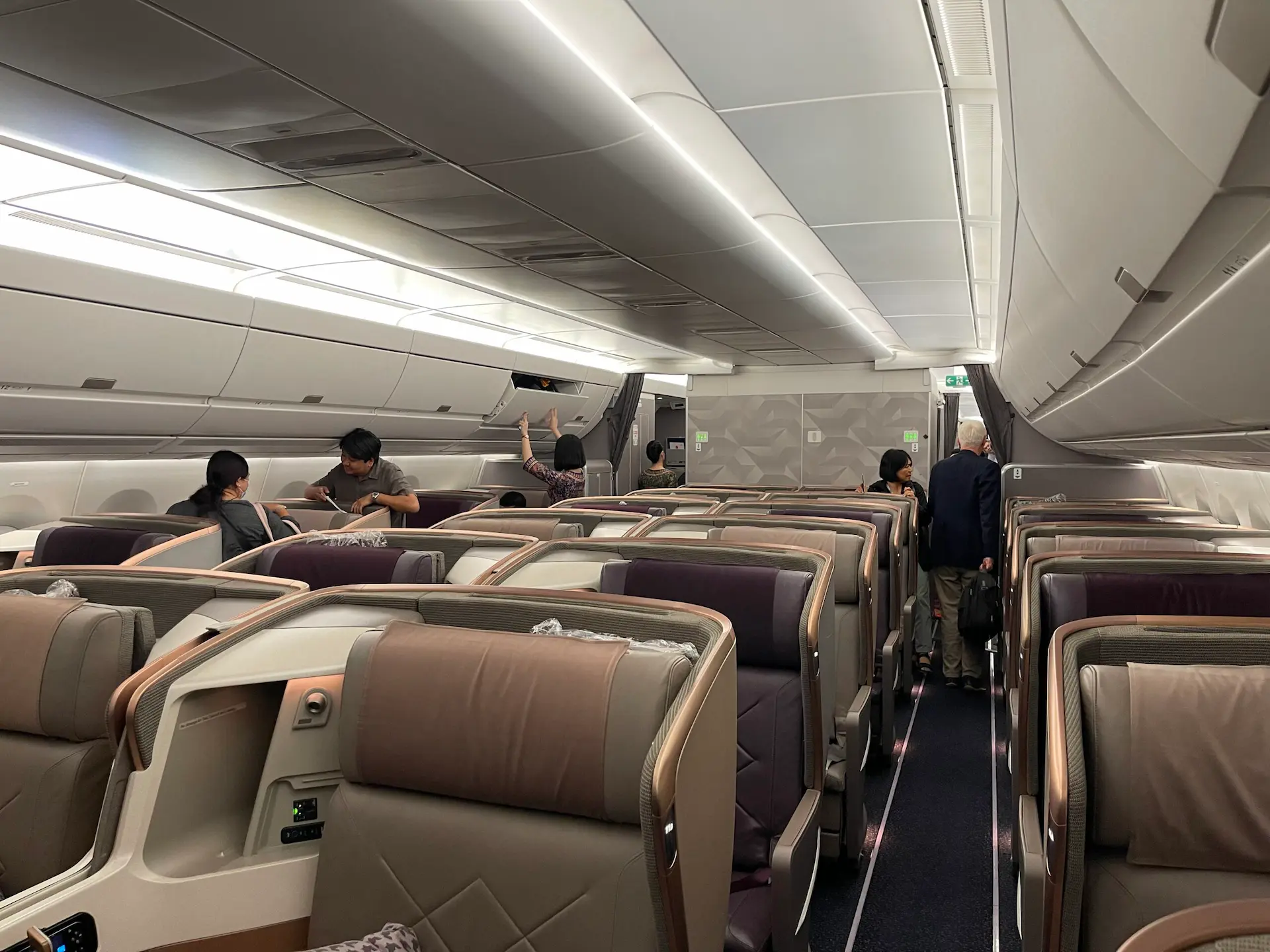 Singapore Airlines Business Cabin