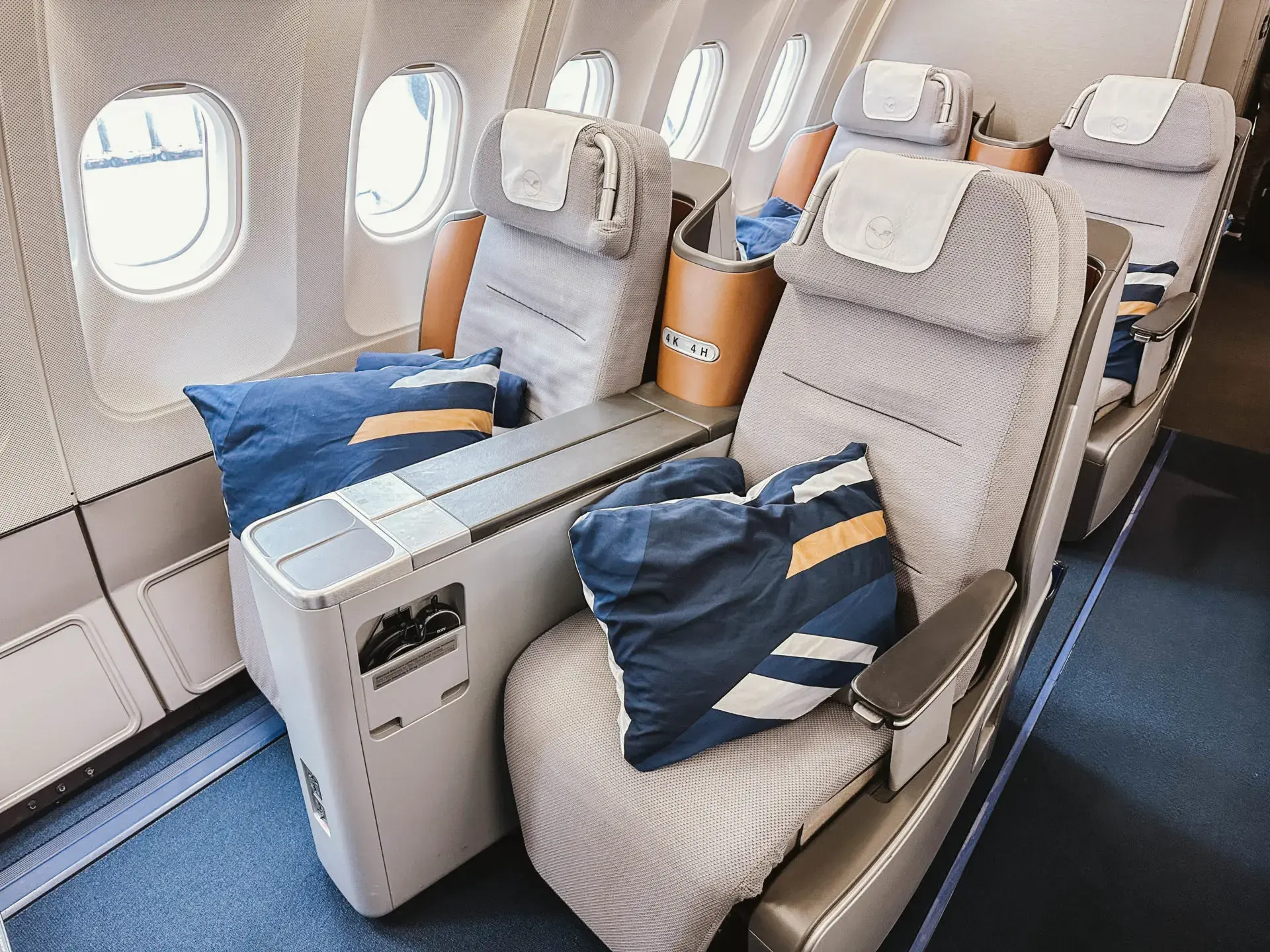 Business Cabin In Lufthansa Airlines