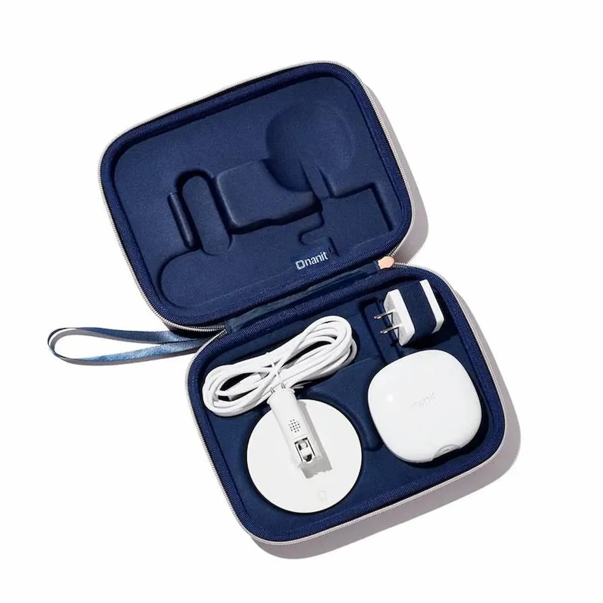 Nanit Travel Pack: Portable baby monitor.