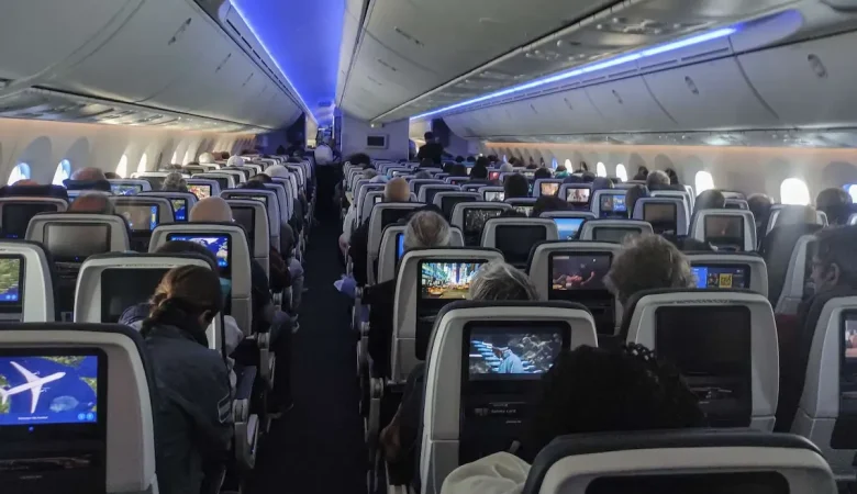 Does United Airlines Have Free wifi