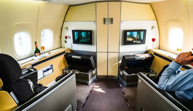 how to earn united pluspoints