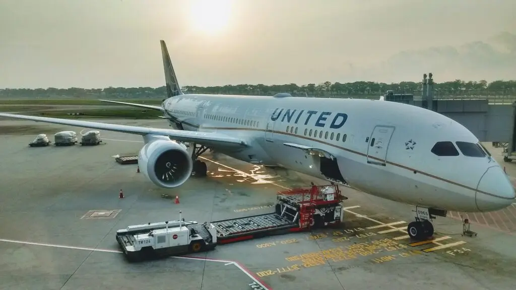 United airline image