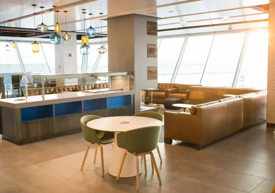 united airlines lounge at JFK