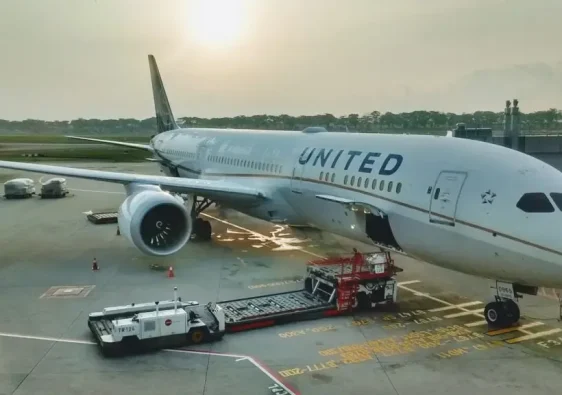 United airlines polaris image