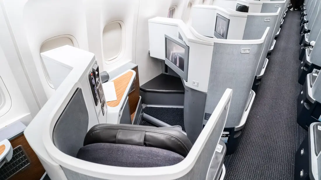 american airlines boeing 777 review