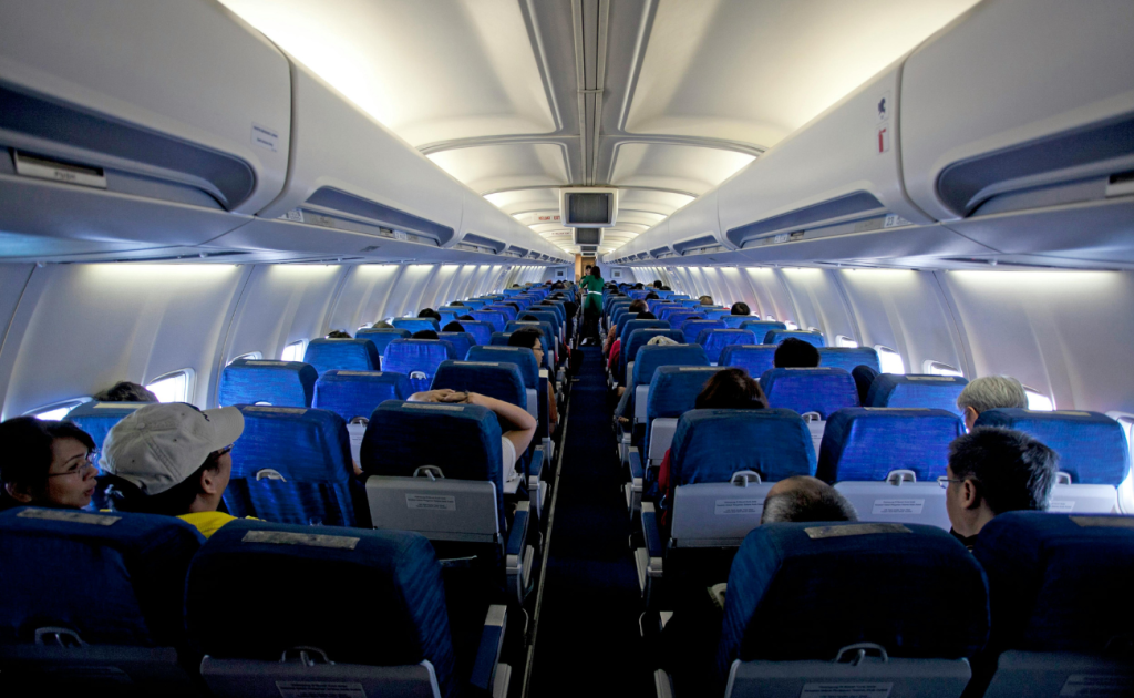 Airplane seats that appear damaged or unable to recline properly