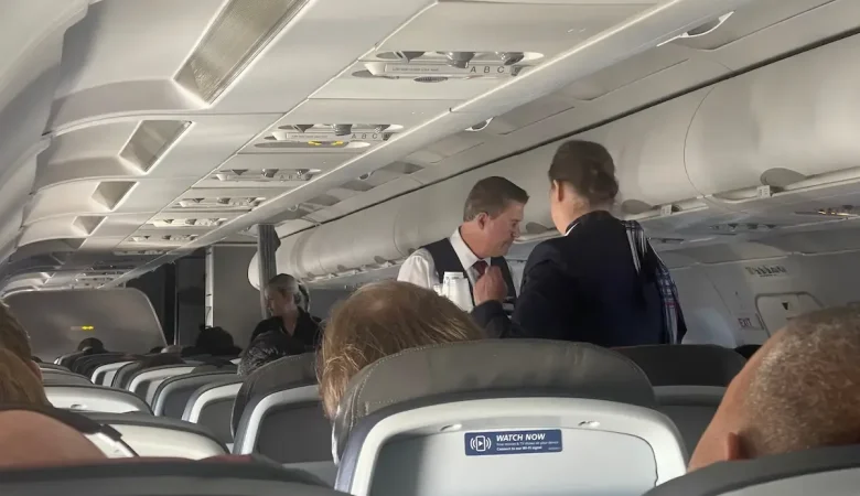 American-Airlines-A319-Economy-C