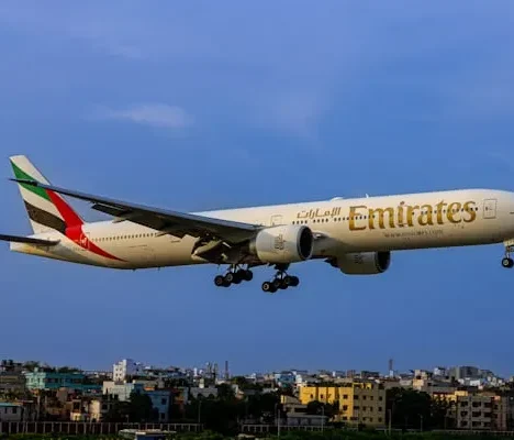 How to Book Flights in 2026: Best Tools, Timing, Strategies & Money-Saving Tips