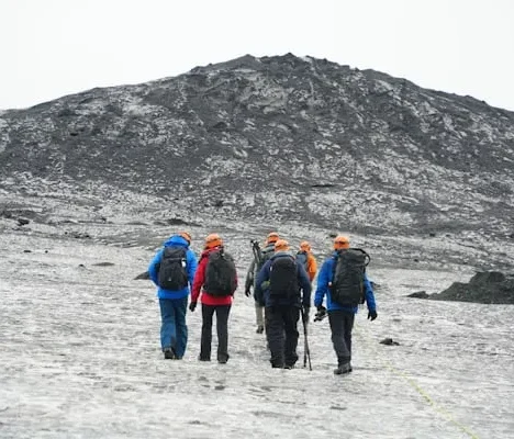 Solo Travel UK: Best Destinations, Tours & Tips for 2026