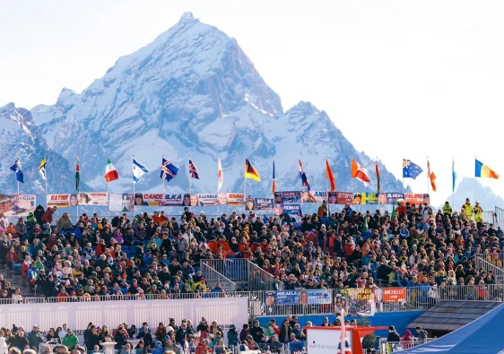 solo-female-traveler-for-winter-olympics-2026.