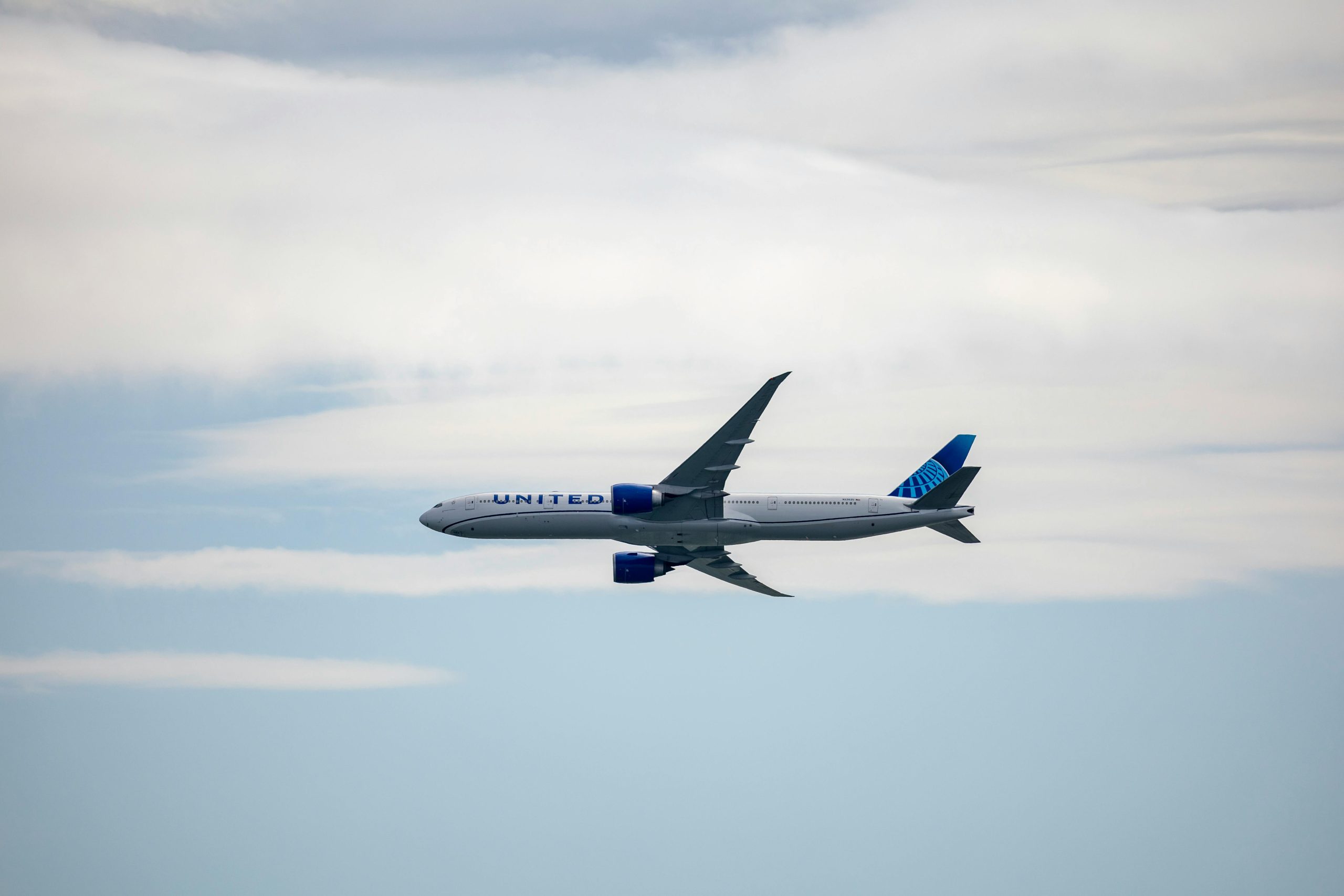 United Airlines Status Match 2026: How to Fast-Track Elite Status