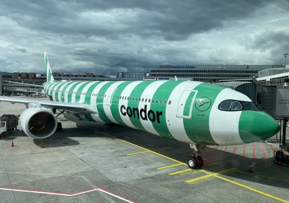 condor-airlines-review
