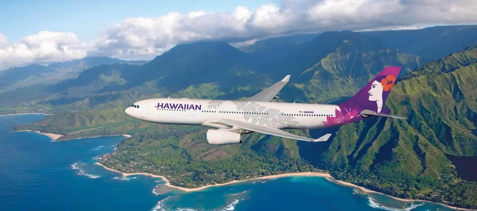 Hawaiian Airlines Flying