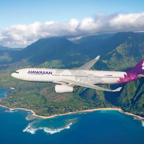 Hawaiian First Class Review: Island Luxury in the Air