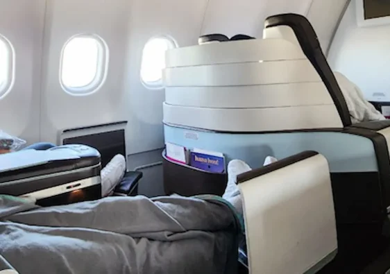 hawaiian-first-class