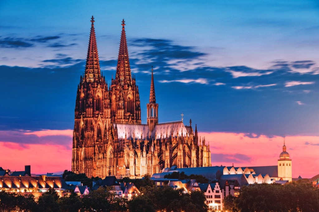 Cologne Cathedral at sunset